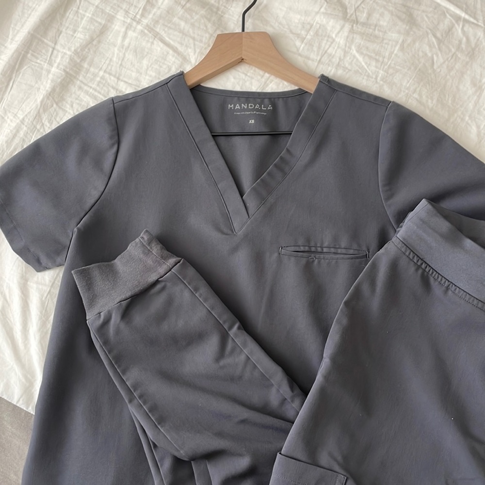 Grey Mandala Scrub Set XS